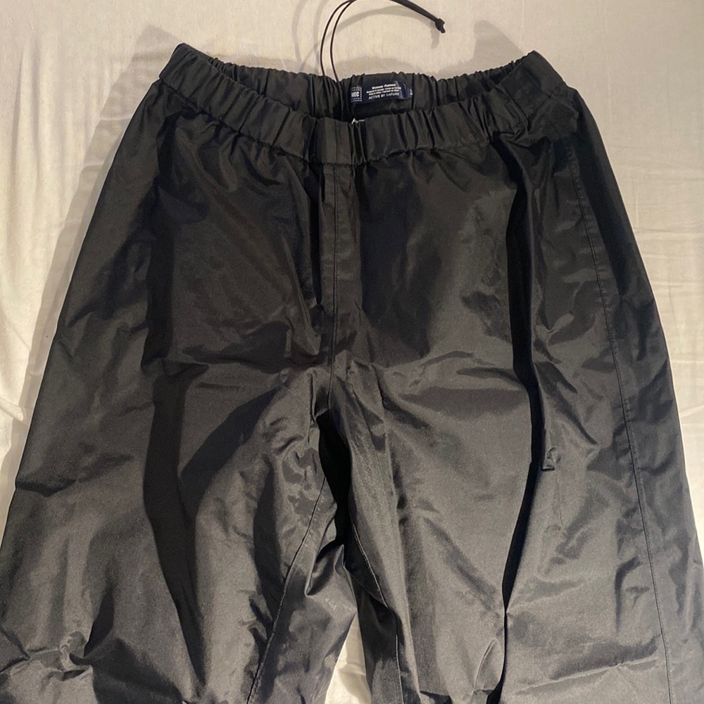 Waterproof mountain pants